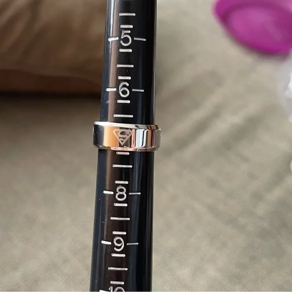 NWT Superman Fashion Ring Jewelry Silver Unisex Size US 6, 7, 11 - Picture 7 of 11